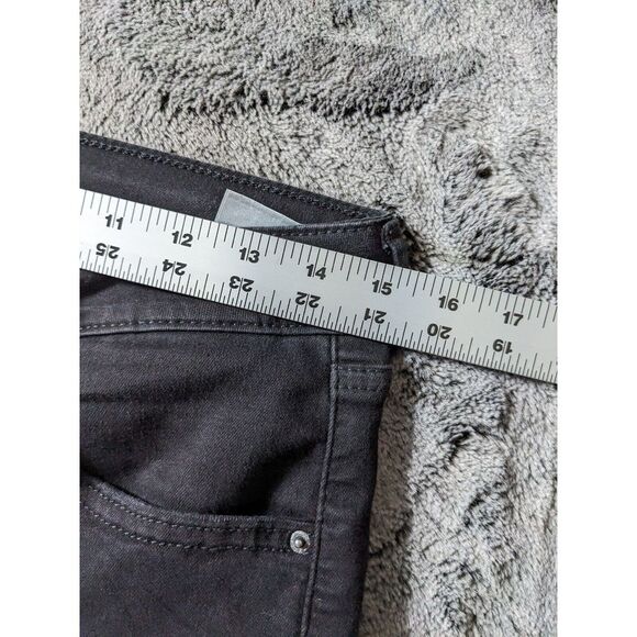 Levi's 721 High Rise Skinny Distressed Women's Jeans Size 31 Black - Picture 4 of 13